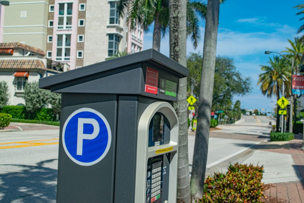 Parking along the streets of downtown Boca Raton, Sept. 2024. (Photo: Boca Daily News)