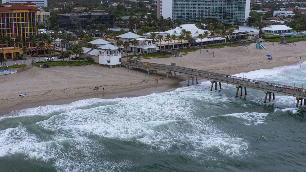 The effects of Hurricane Helene whip up waves and surf at Boca Raton Inlet and beaches in Boca Raton and Deerfield Beach, FL, Sept. 25, 2024. (Photo: Boca Daily News)