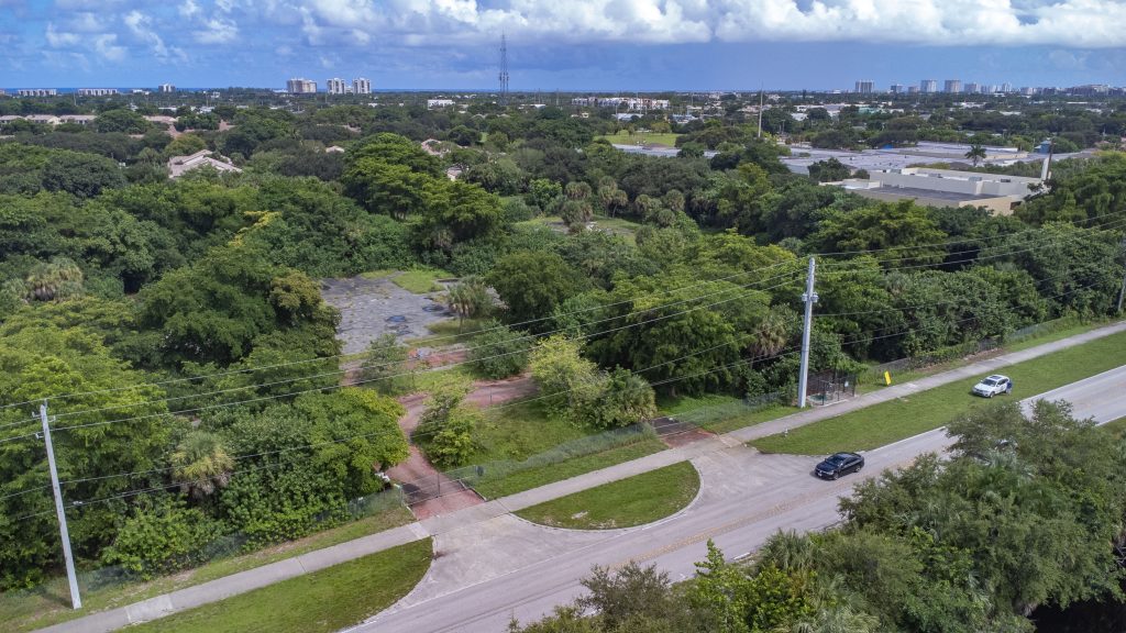 The future location of the now-approved 'Villas on 5th' community. (Photo: Boca Daily News)