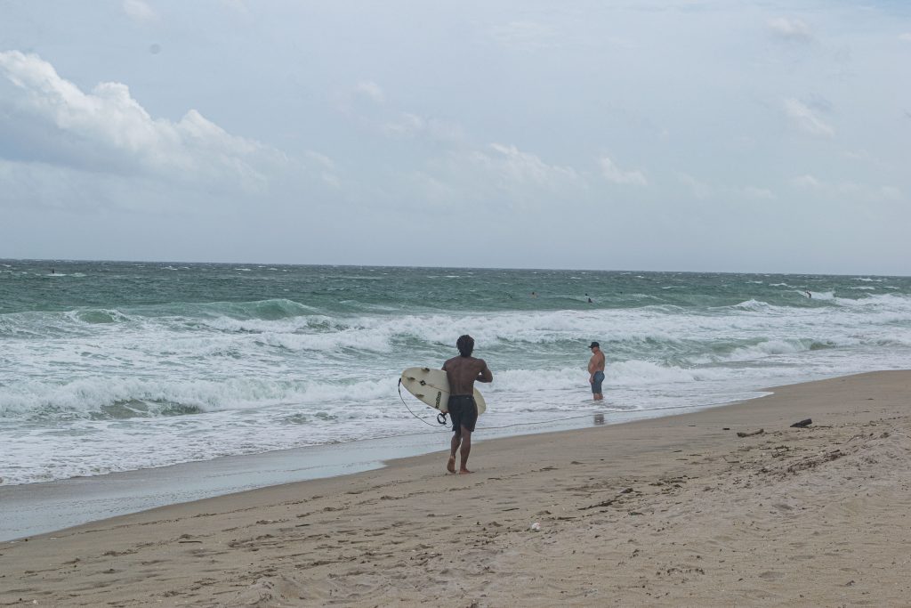 Wind and rough surf whipped up by Hurricane Milton move into Palm Beach and Broward counties in South Florida, Oct. 9, 2024. (Photo: Boca Daily News)