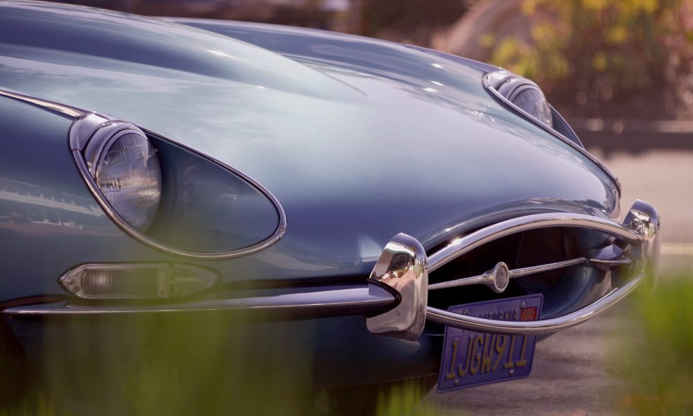 A classic Jaguar E-Type. (Credit: Steven Tyler PJs/ Flickr/ Creative Commons)