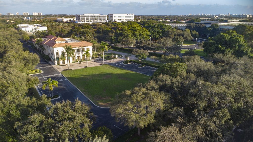 The future location of a proposed free-standing emergency room on Yamato Road, Boca Raton, FL. (Photo: Boca Daily News)