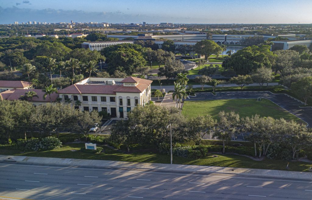 The future location of a proposed free-standing emergency room on Yamato Road, Boca Raton, FL. (Photo: Boca Daily News)