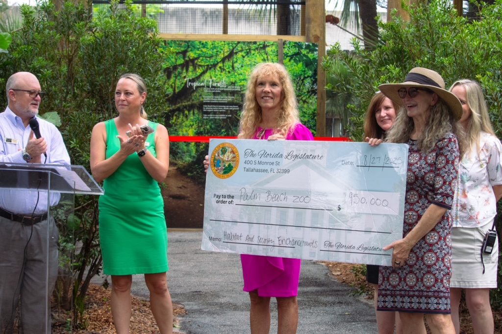 Zoo Executives, Representative Meg Weinberger (R-94) and Rep Peggy Gossett-Seidman (R-91) during a check presentation ceremony, Sept. 2025. (Supplied Photo)