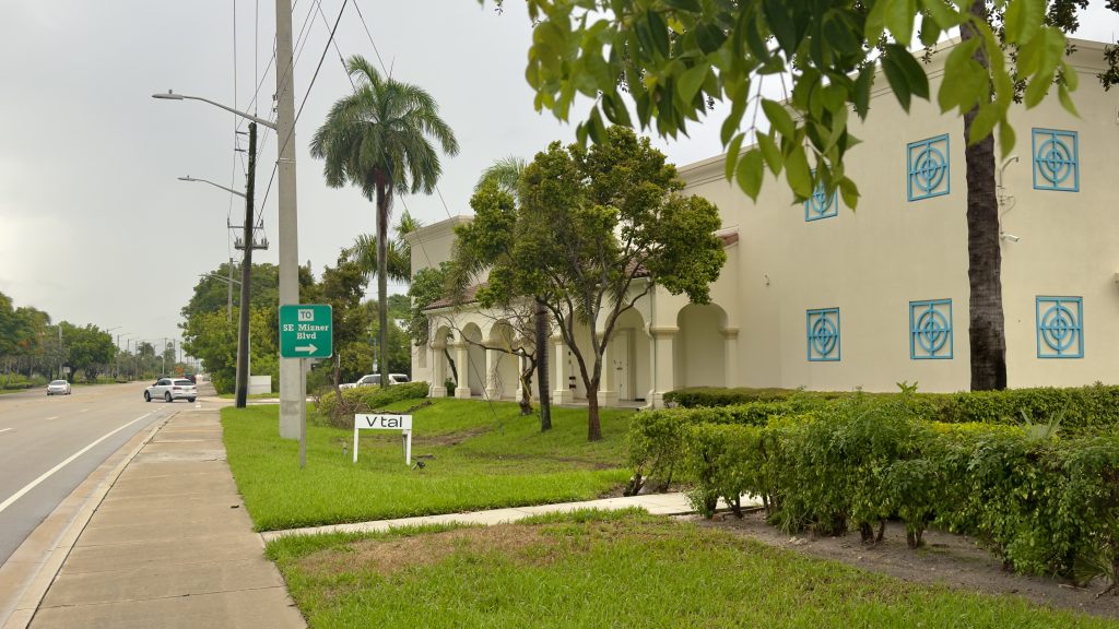 A datacenter at 500 S. Dixie Highway, Boca Raton, FL. (Photo: Boca Daily News)