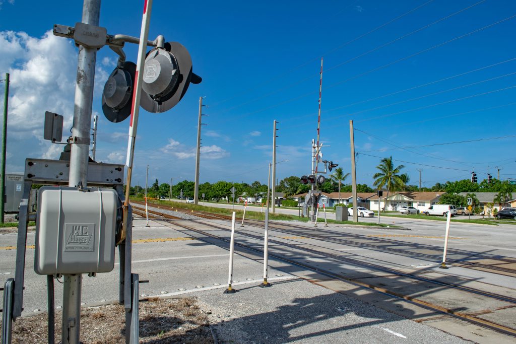 The NW 28th Street railroad crossing in Boca Raton at the FEC (Brightline) tracks, due to be shut down. (Photo: Boca Daily News)