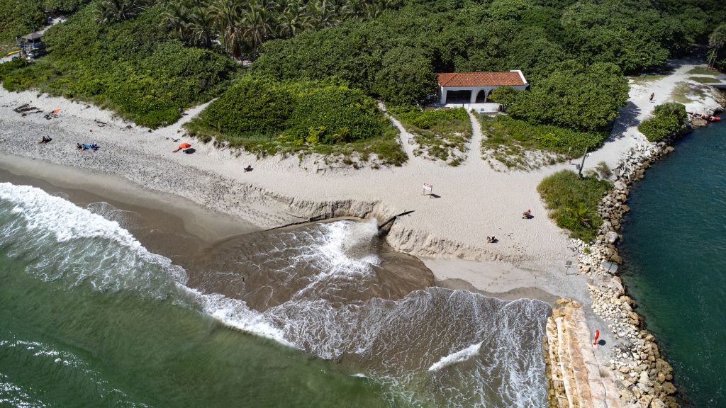 Boca Raton Inlet is dredged after shoaling, Oct. 2025. (Photo: Boca Daily News)