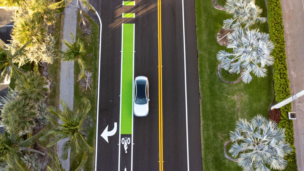 The completed upgrade of A1A in Highland Beach, FL, consisting of widening, repavement, and the installation of bike lanes. (Photo: Boca Daily News)