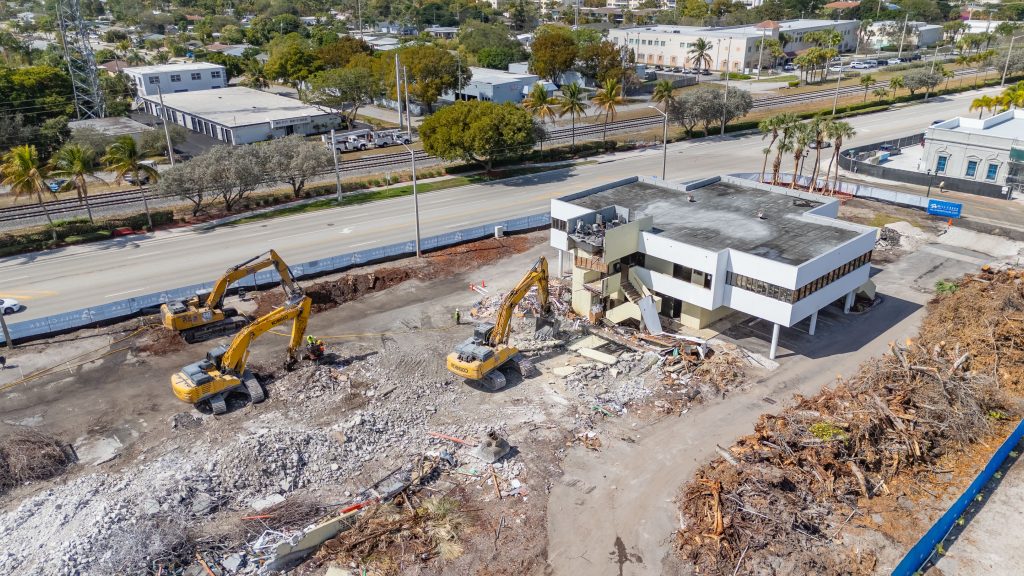 Demolition at 400 S. Dixie Highway, Boca Raton, FL, to make room for the 'Modera Boca' project, Feb. 2026. (Photo: Boca Daily News)