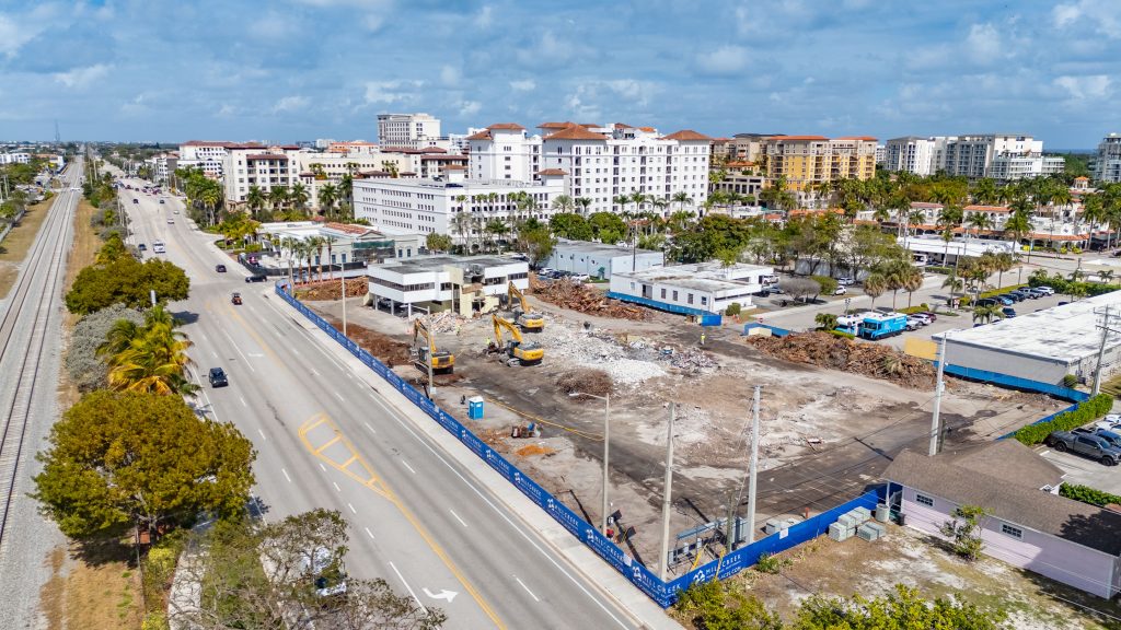 Demolition at 400 S. Dixie Highway, Boca Raton, FL, to make room for the 'Modera Boca' project, Feb. 2026. (Photo: Boca Daily News)
