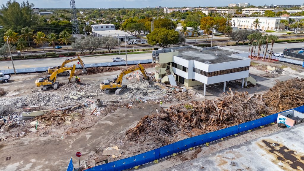 Demolition at 400 S. Dixie Highway, Boca Raton, FL, to make room for the 'Modera Boca' project, Feb. 2026. (Photo: Boca Daily News)
