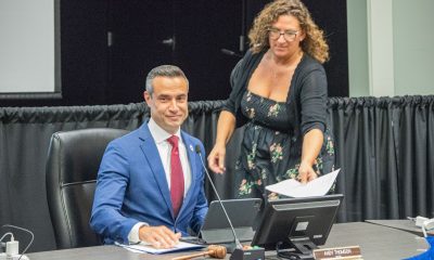 Boca Raton Mayor Andy Thomson takes his seat at the dais, March 31, 2026. (Photo: Boca Daily News)