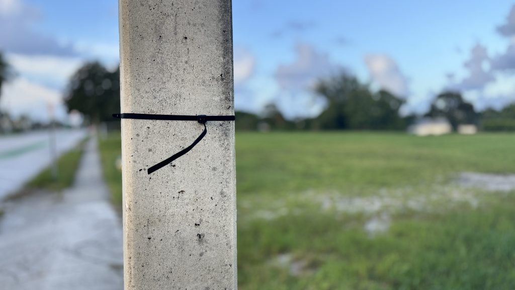 The property where a new 47-unit development will be located in a triangular parcel between Delray Beach and the Town of Gulf Stream along Federal Highway. (Photo: Boca Daily News)