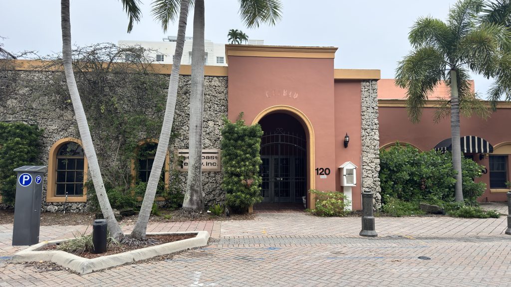 The future site of the Sanborn Tower social club project in downtown Boca Raton, FL. (Photo: Boca Daily News)