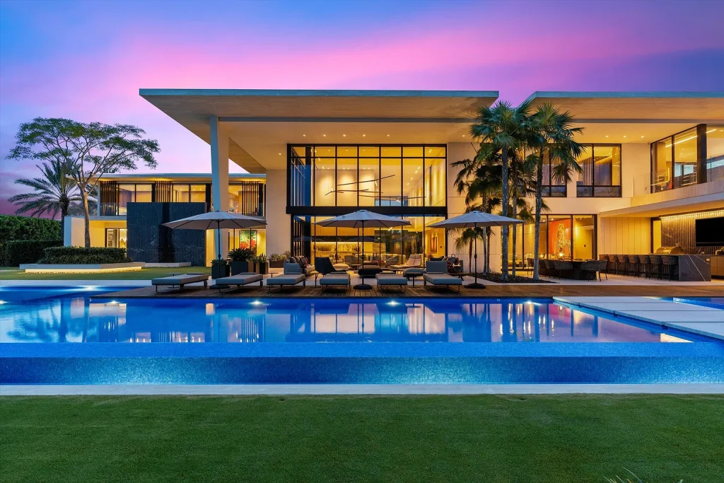The Boca Raton home owned by former L.A. Dodgers owner Frank McCourt, listed for sale at $125 million. (Real Estate Listing Photos)