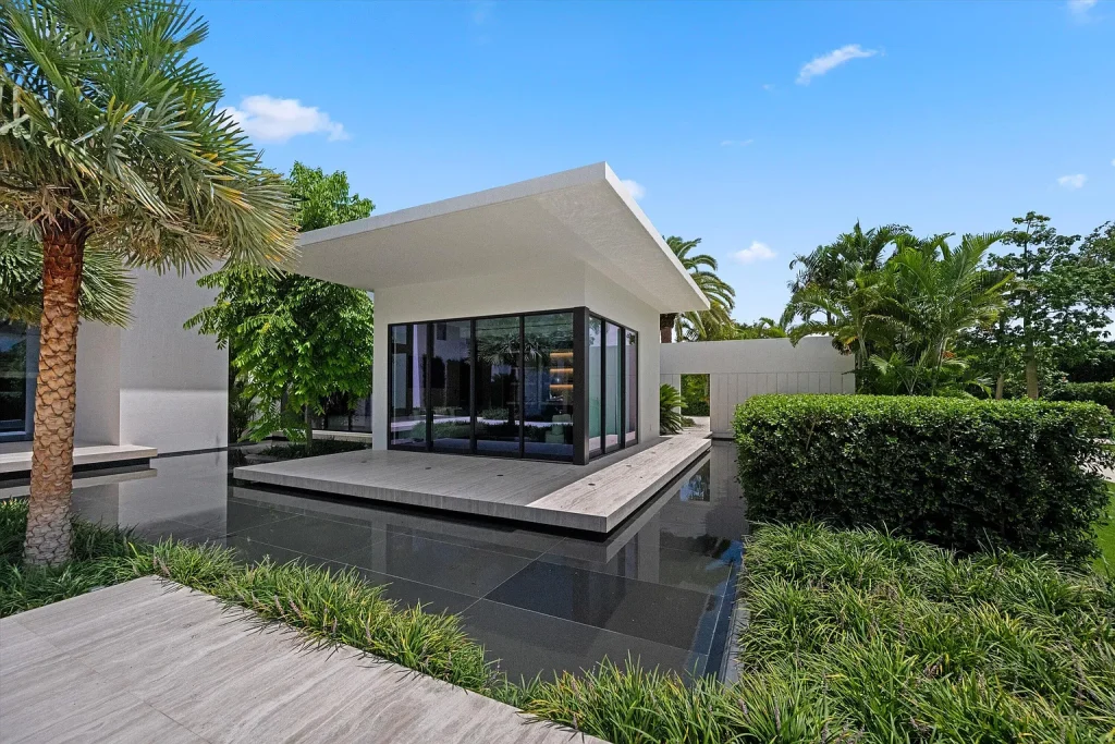 The Boca Raton home owned by former L.A. Dodgers owner Frank McCourt, listed for sale at $125 million. (Real Estate Listing Photos)