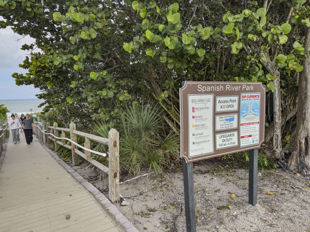The beach at A1A (North Ocean Boulevard) and Spanish River Boulevard in Boca Raton FL, Oct. 30, 2026. (Photo: Boca Daily News)